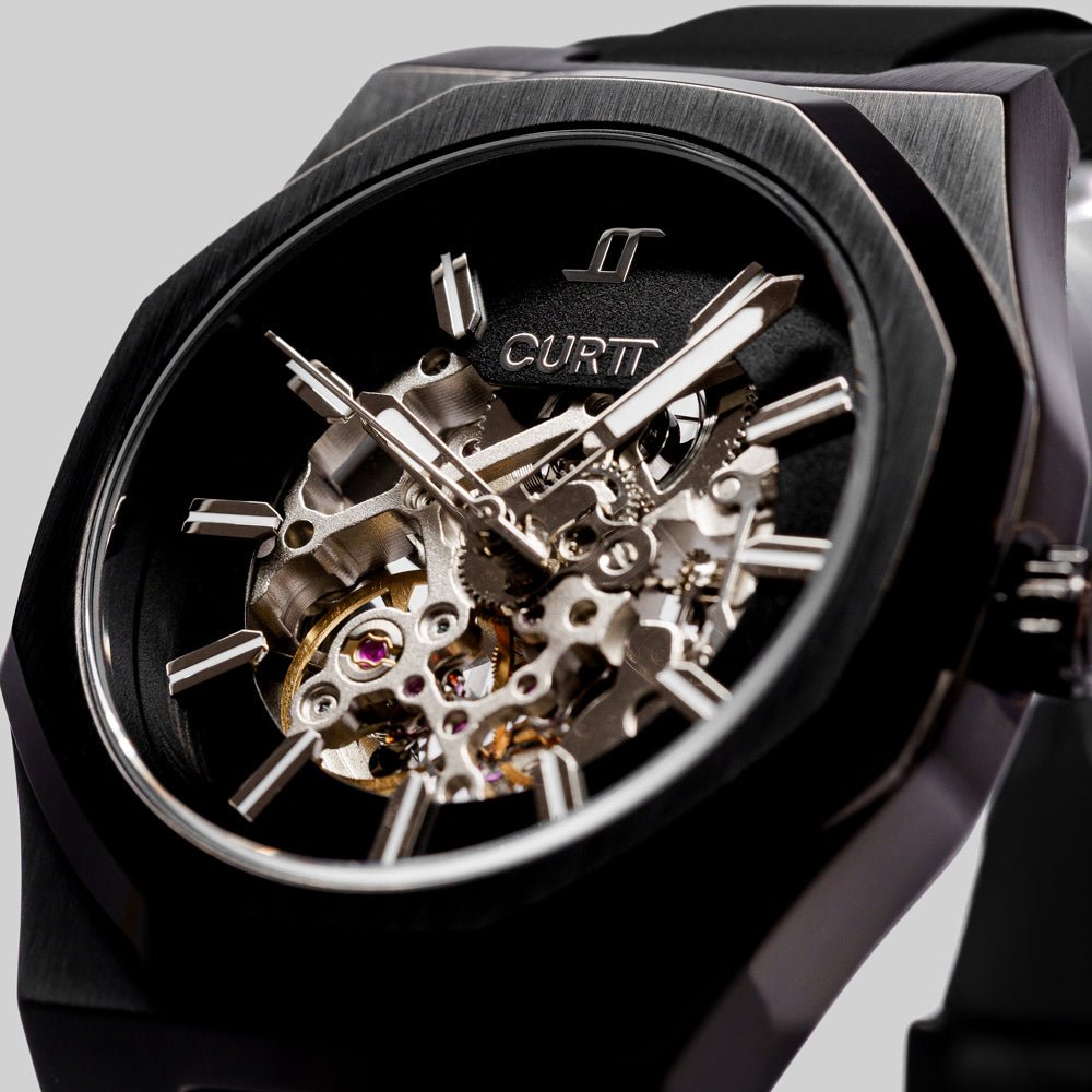VISIONAIRE BLACK - 001/100 - CURTT