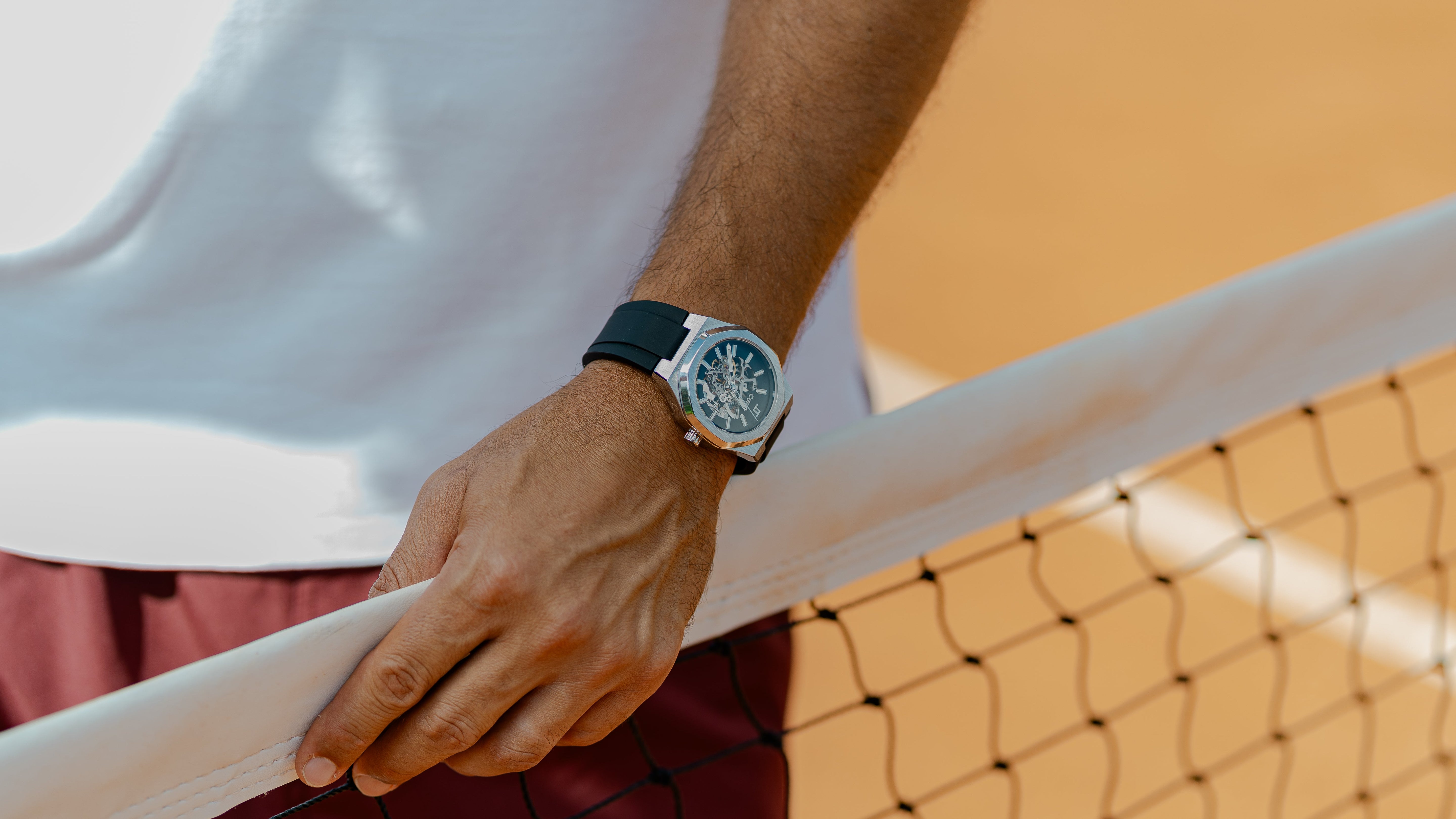 Relógios Automáticos vs Relógios a Bateria (QUARTZ): Qual é a Melhor Escolha para Você? - CURTT 