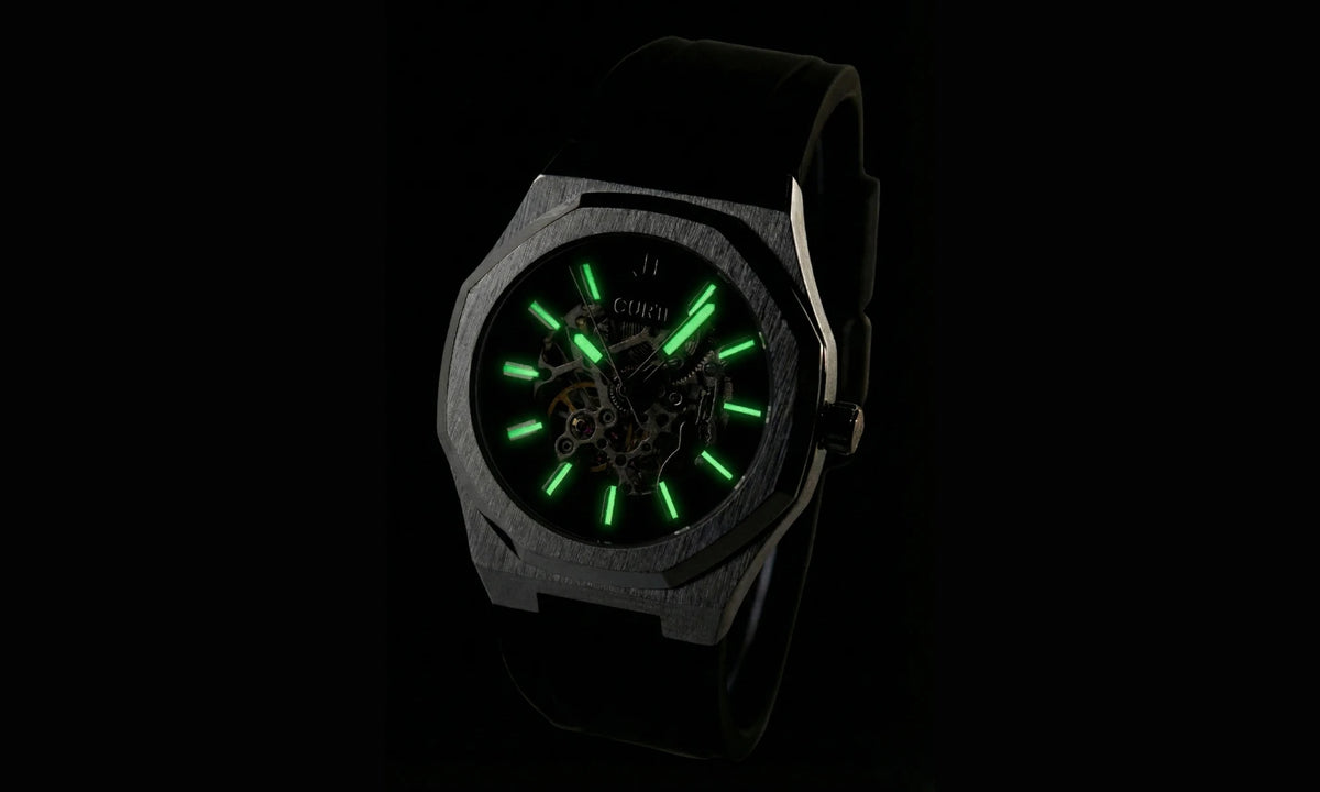 Relógio automático masculino CURTT Visionaire Black com mostrador esqueleto luminoso no escuro — marca brasileira