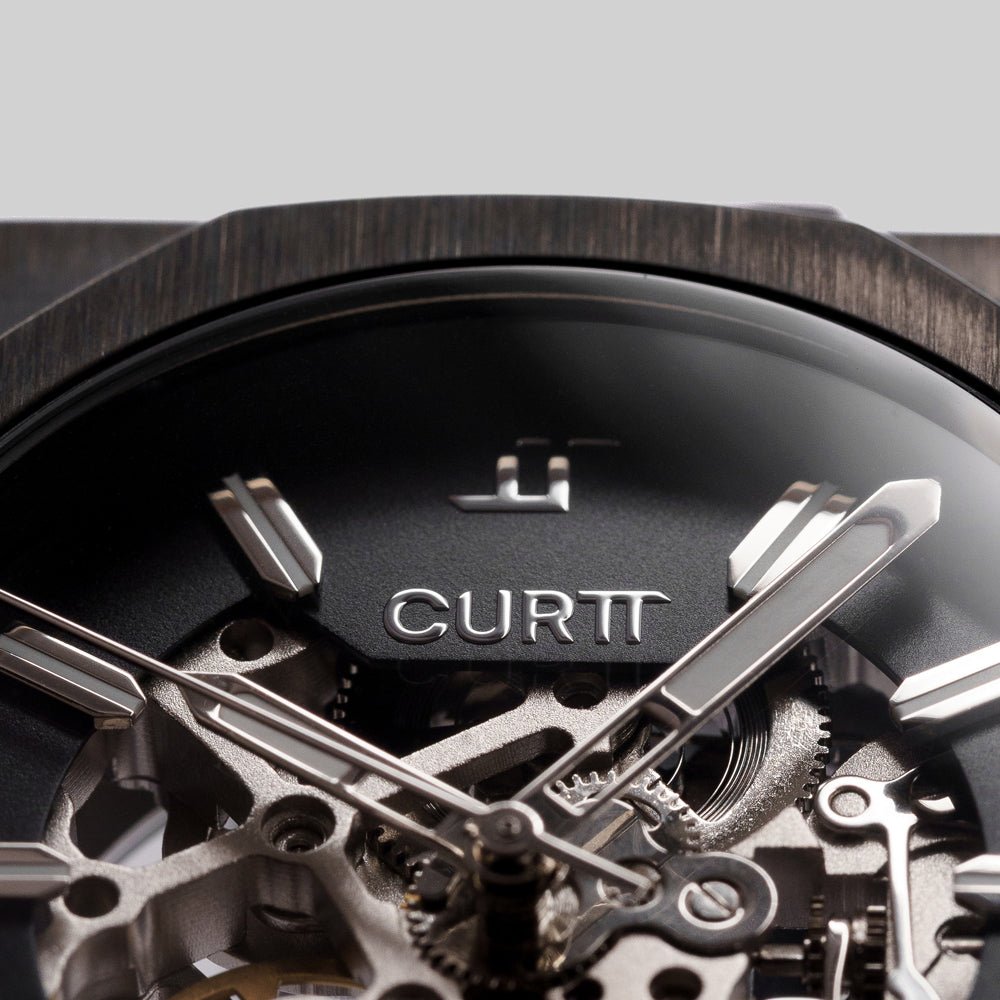 VISIONAIRE BLACK - 001/100 - CURTT